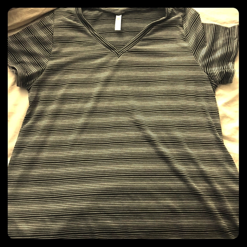 LLR EUC Gray & black striped 2xl Classic T